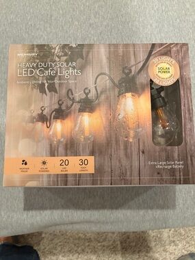 Solar outdoor lights